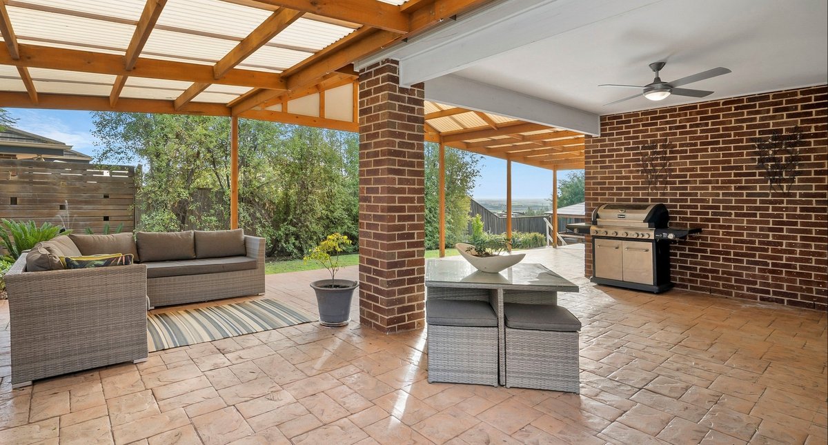 26 Stanbury Avenue Highton - Residential for sale