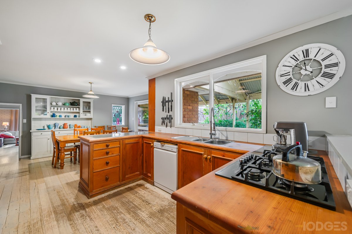 26 Stewart Drive Werribee - Residential for sale