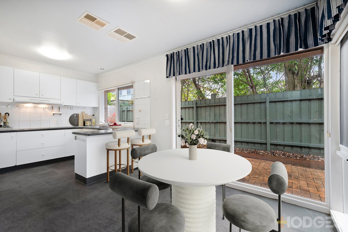 2 / 6 Winston Drive Caulfield South - Residential for sale