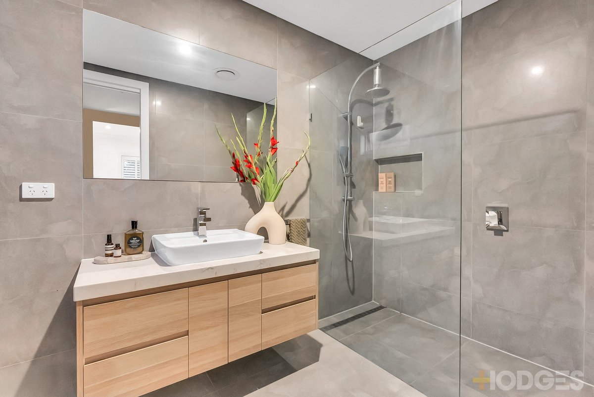 2 / 60 Naples Road Mentone - Residential for sale