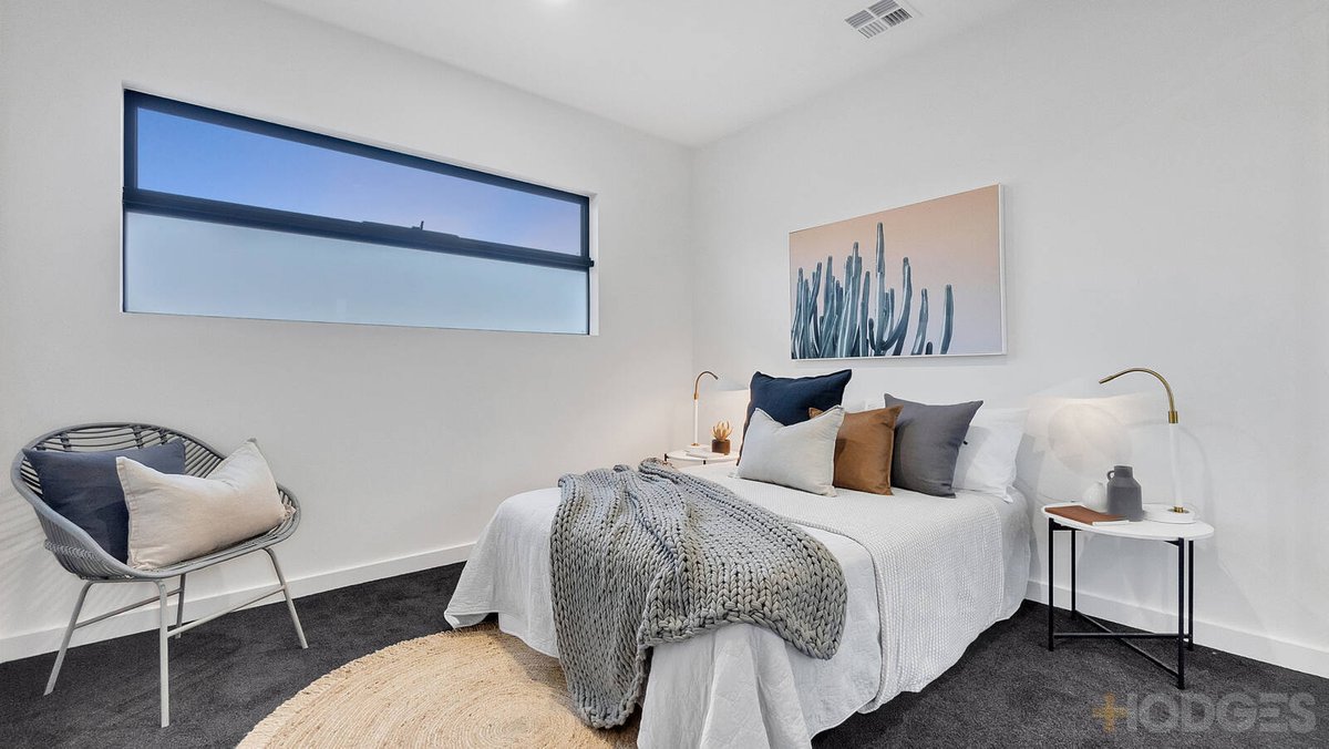 2 / 61 Follett Road Cheltenham - Residential for sale