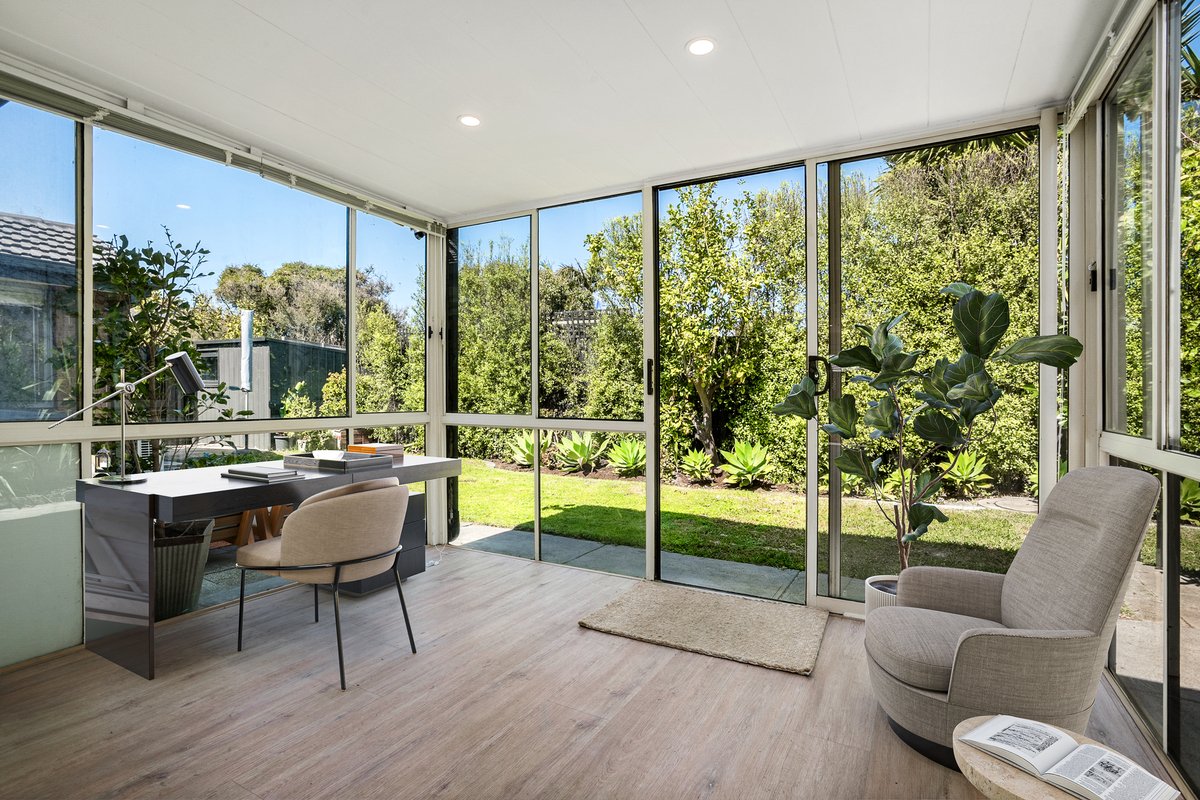 2 / 62 Lower Dandenong Road Parkdale - Residential for sale