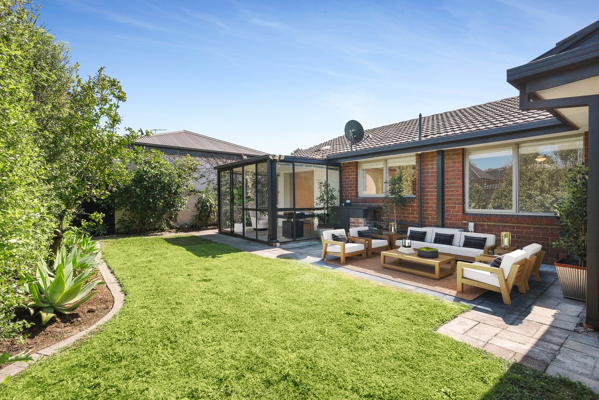 2 / 62 Lower Dandenong Road Parkdale - Residential for sale
