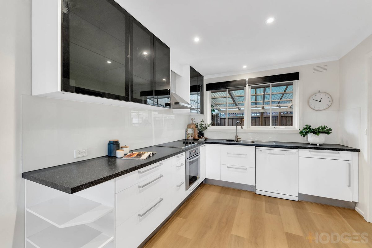 26 / 374 Warrigal Road Cheltenham - Residential for sale