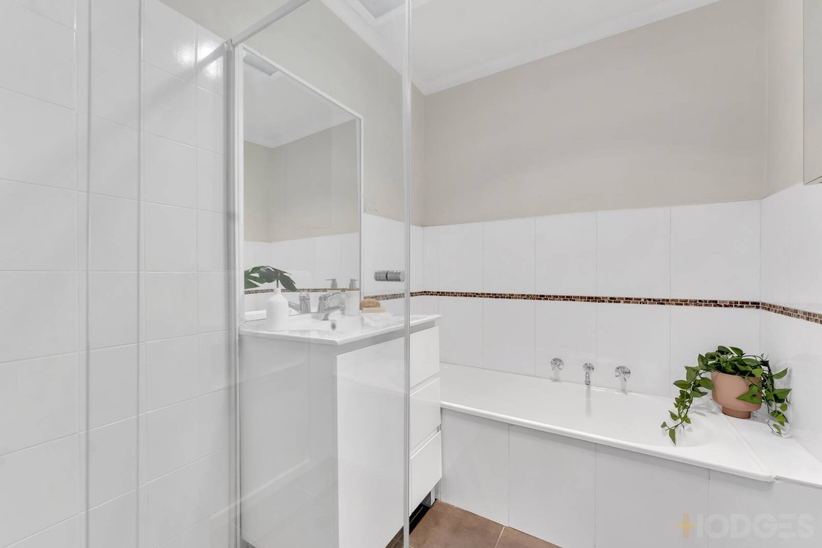 26 / 374 Warrigal Road Cheltenham - Residential for sale