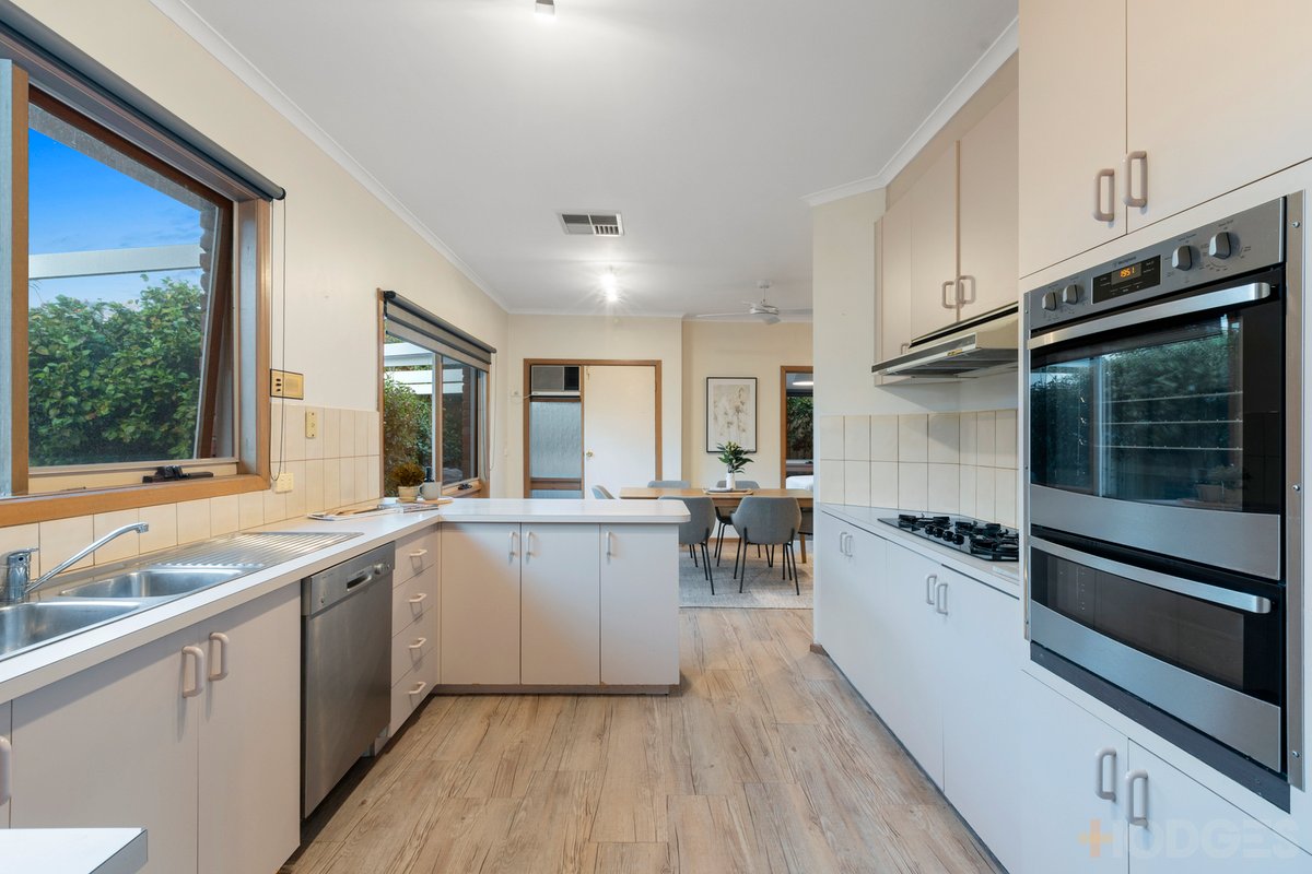 2 / 64 Sargood Street Hampton - Residential for sale