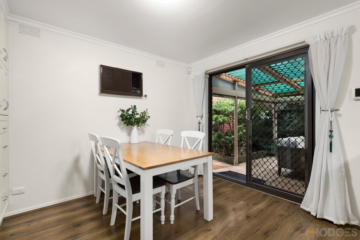 2 / 69 Crisp Street Hampton - Residential for lease