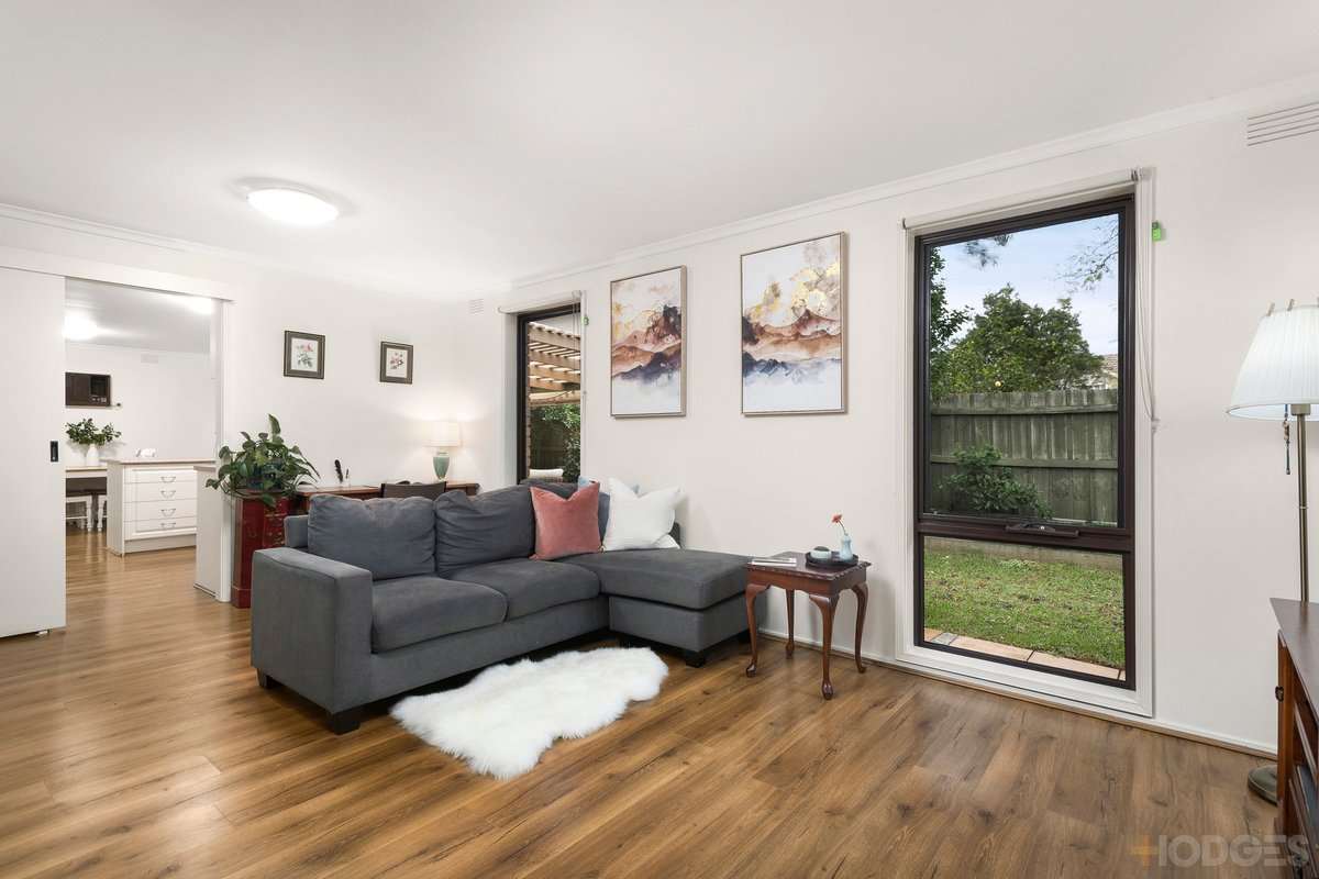 2 / 69 Crisp Street Hampton - Residential for lease