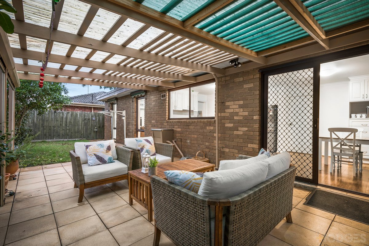 2 / 69 Crisp Street Hampton - Residential for lease