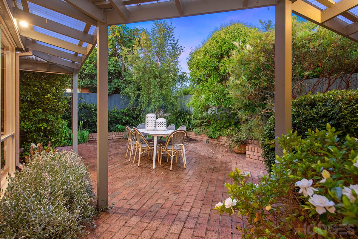 2 / 7 Arkaringa Crescent Black Rock - Residential for sale