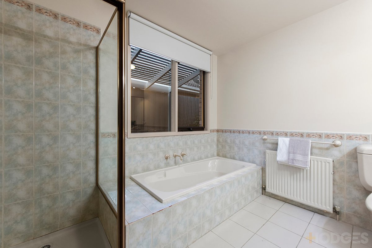 2 / 7 Arkaringa Crescent Black Rock - Residential for sale