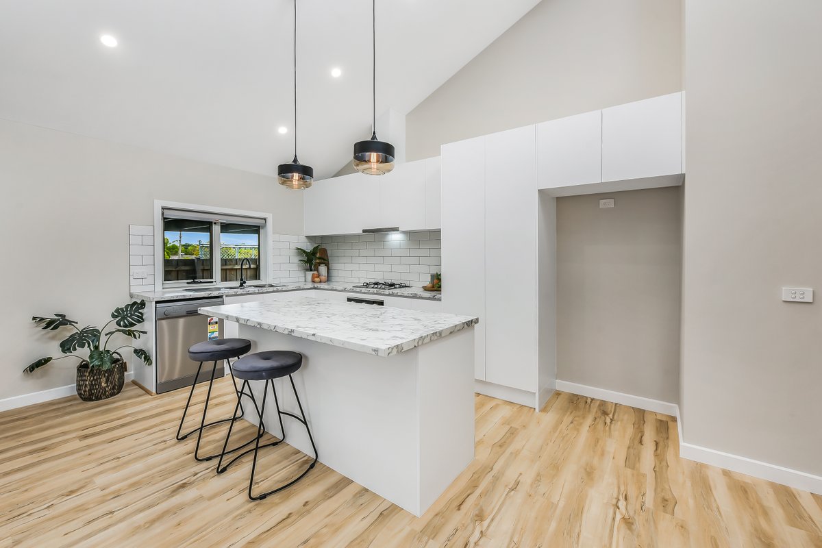 27 Broderick Road Carrum Downs - Residential for sale