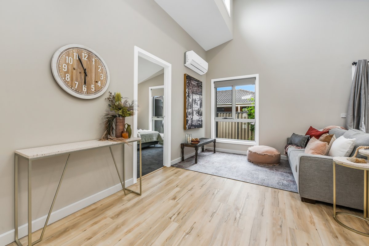 27 Broderick Road Carrum Downs - Residential for sale