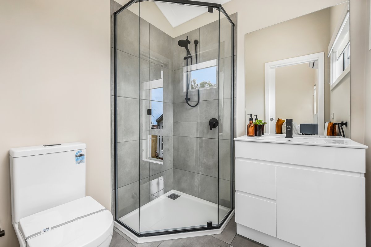 27 Broderick Road Carrum Downs - Residential for sale