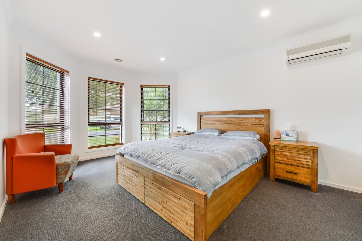 27 Castlerock Drive Wyndham Vale - Residential for sale