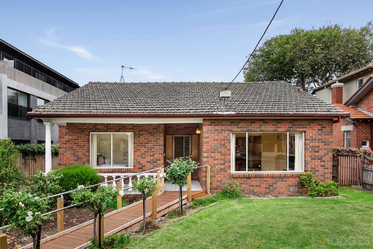 27 Crisp Street Hampton - Residential for sale