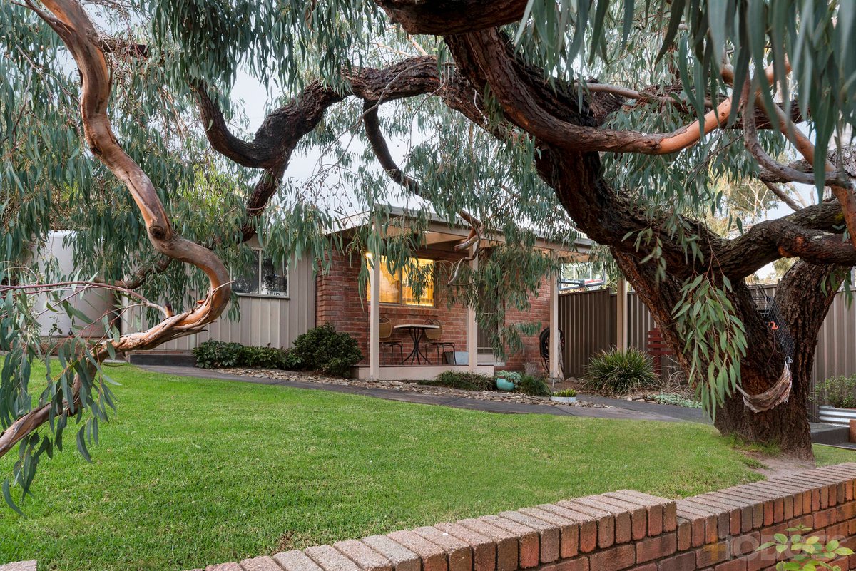 27 Cruickshank Avenue Ocean Grove - Residential for sale