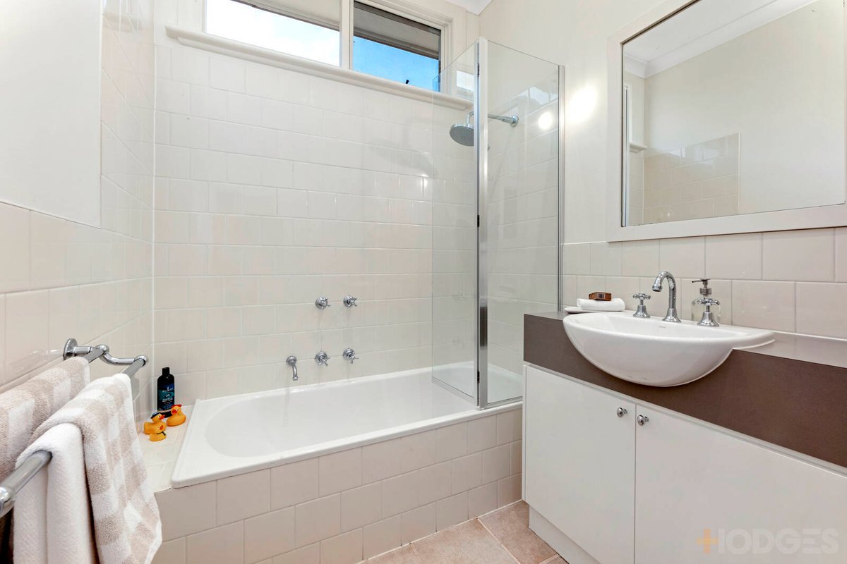 27 Ellindale Avenue Mckinnon - Residential for sale