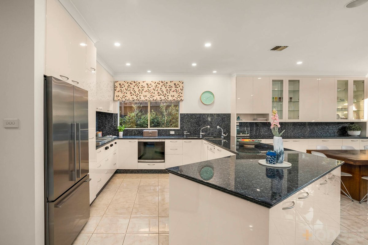 27 Flowers Street Caulfield South - Residential for sale
