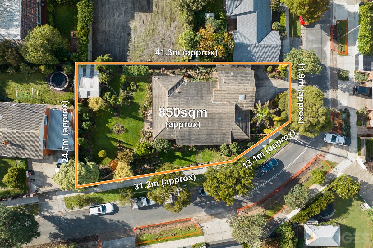 27 Point Avenue Beaumaris - Residential for sale