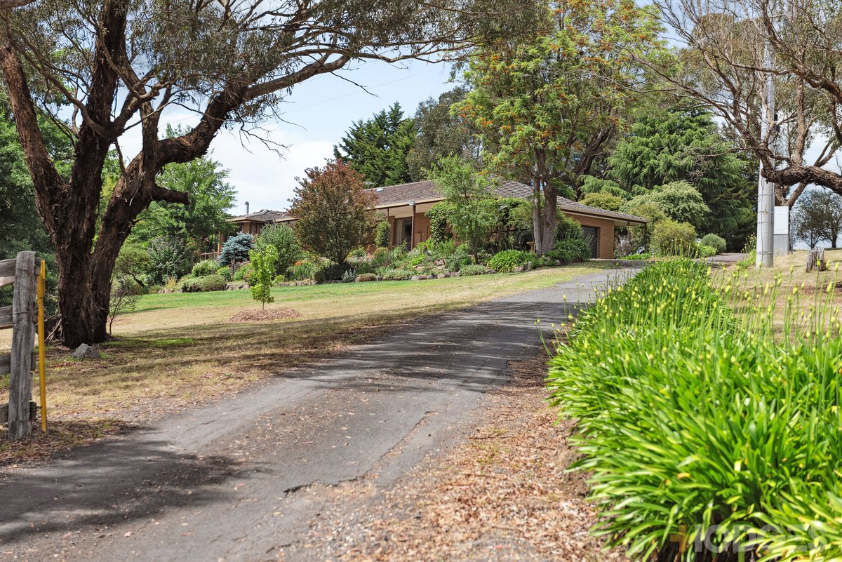 270 Ogradys Road Kilmore East - Residential for sale