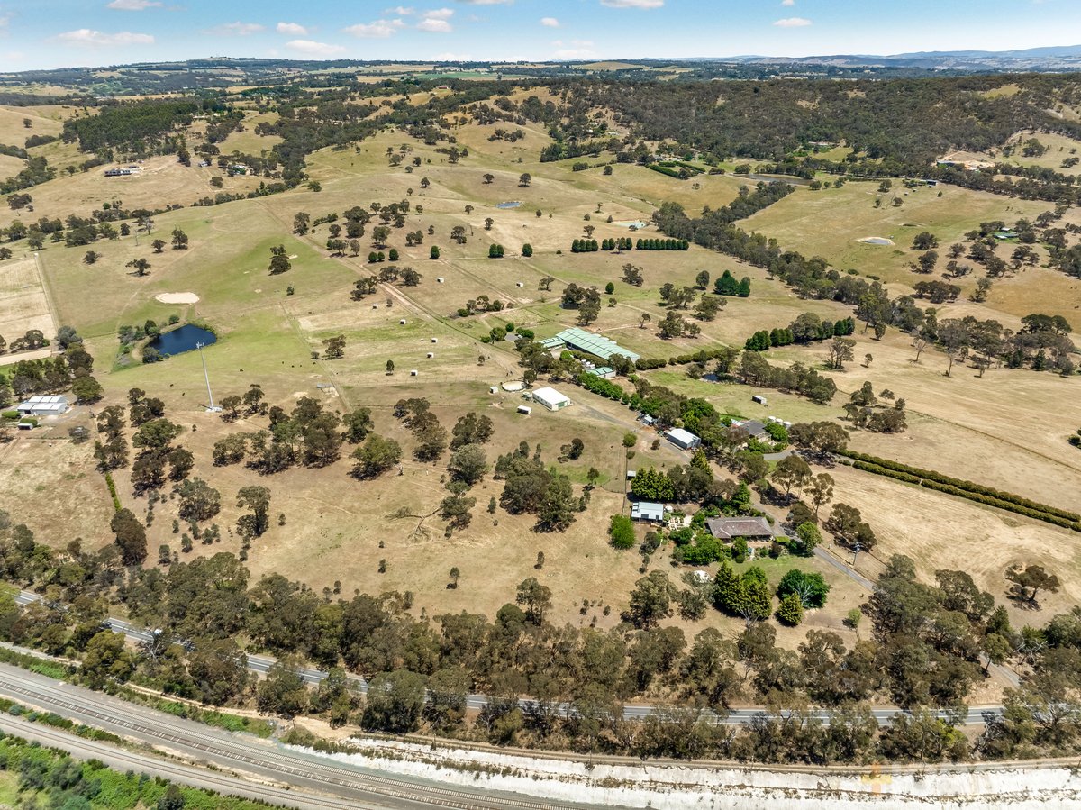 270 Ogradys Road Kilmore East - Residential for sale