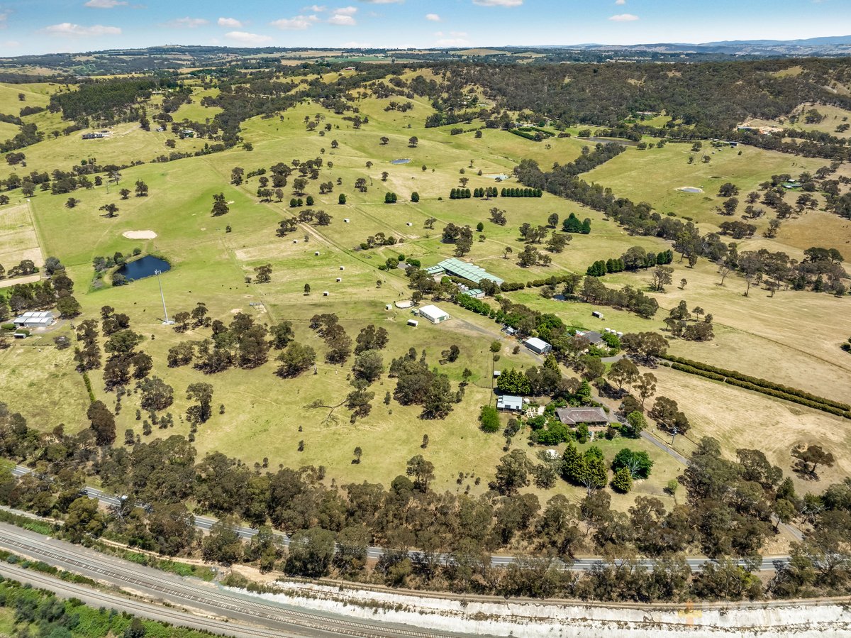 270 Ogradys Road Kilmore East - Residential for sale