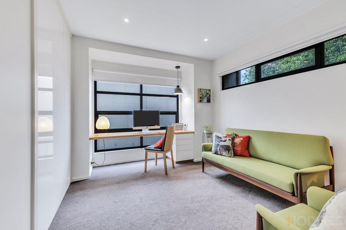 2 / 70 Truganini Road Carnegie - Residential for sale