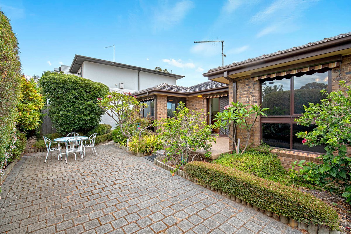 2 / 71 Tramway Parade Beaumaris - Residential for sale