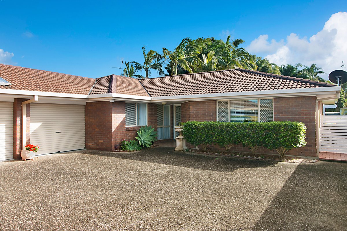 2/73 Kiata Parade, TWEED HEADS NSW 2485
