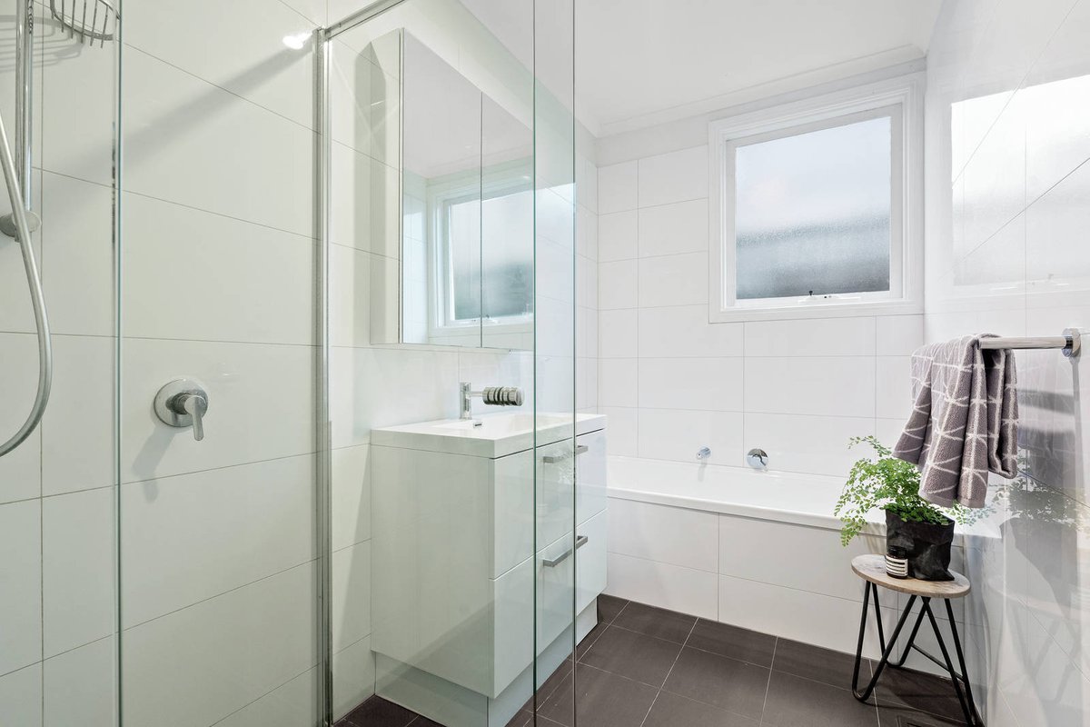 2/74 Beaumaris Parade Highett - Residential for sale