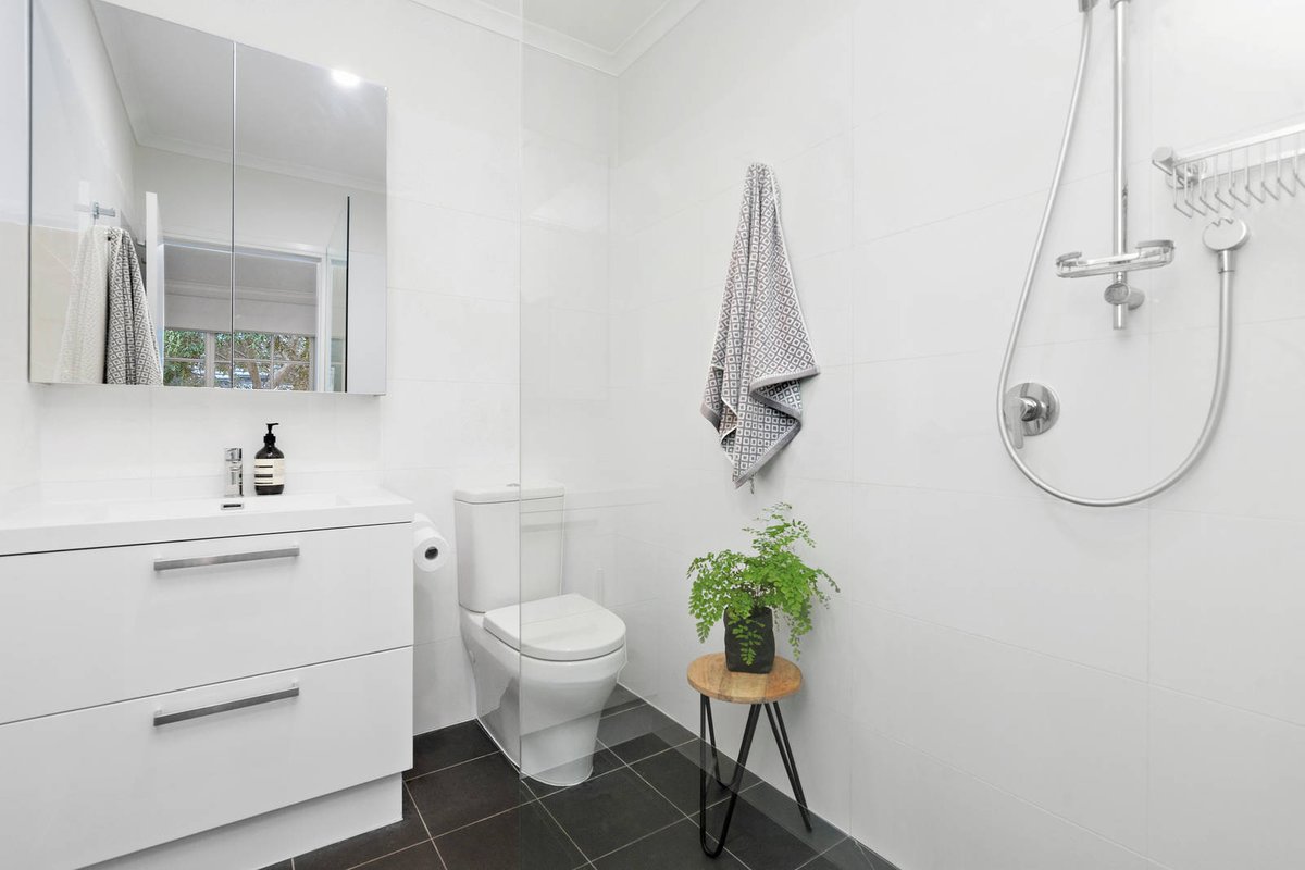 2/74 Beaumaris Parade Highett - Residential for sale