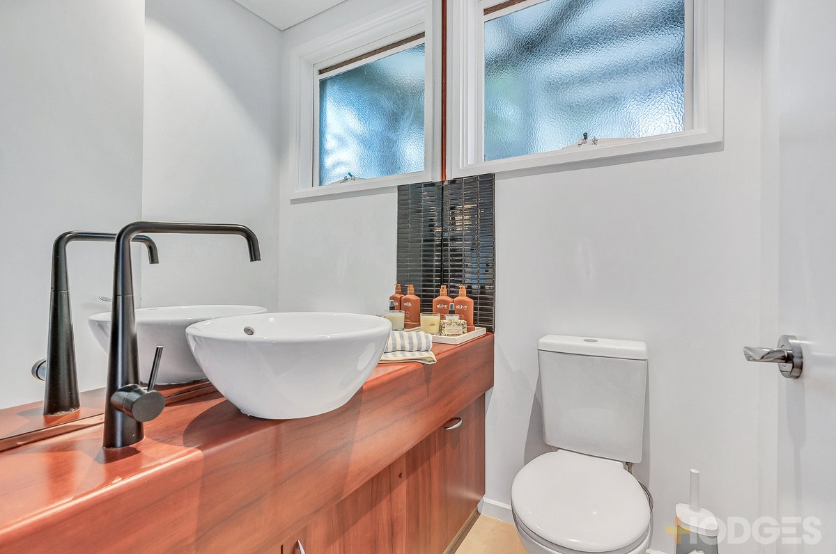 2 / 77 Beach Road Mentone - Residential for sale