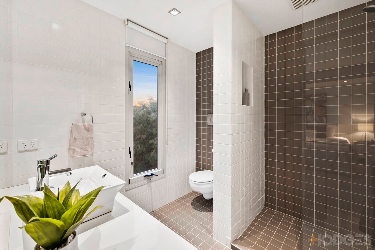 279 Autumn Street Manifold Heights - Residential for sale