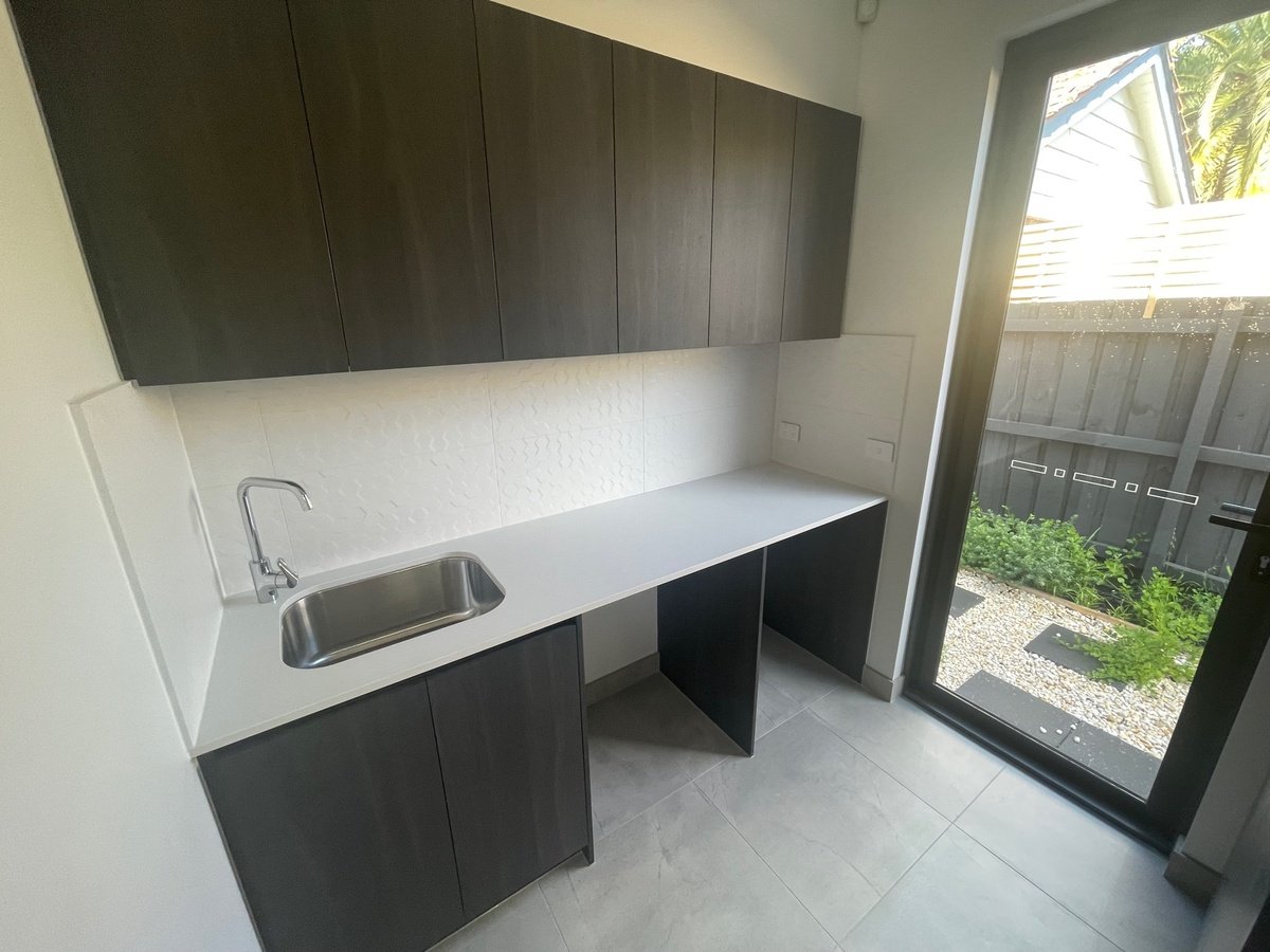 27B David Street HAMPTON - Residential for lease