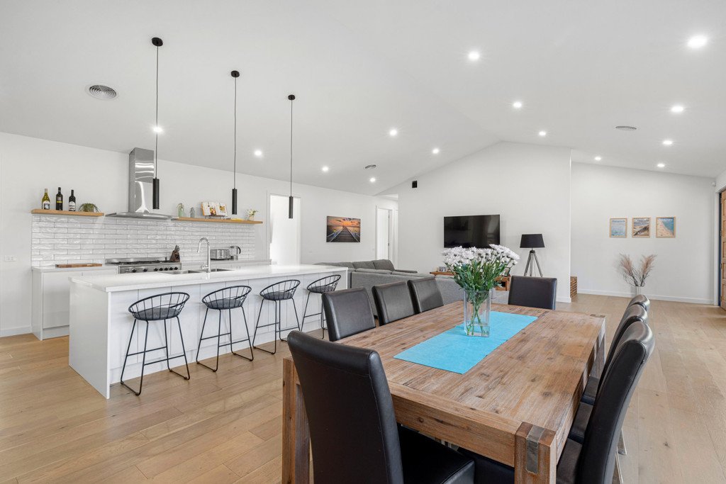 28 Alexandra Crescent RYE - Residential for sale