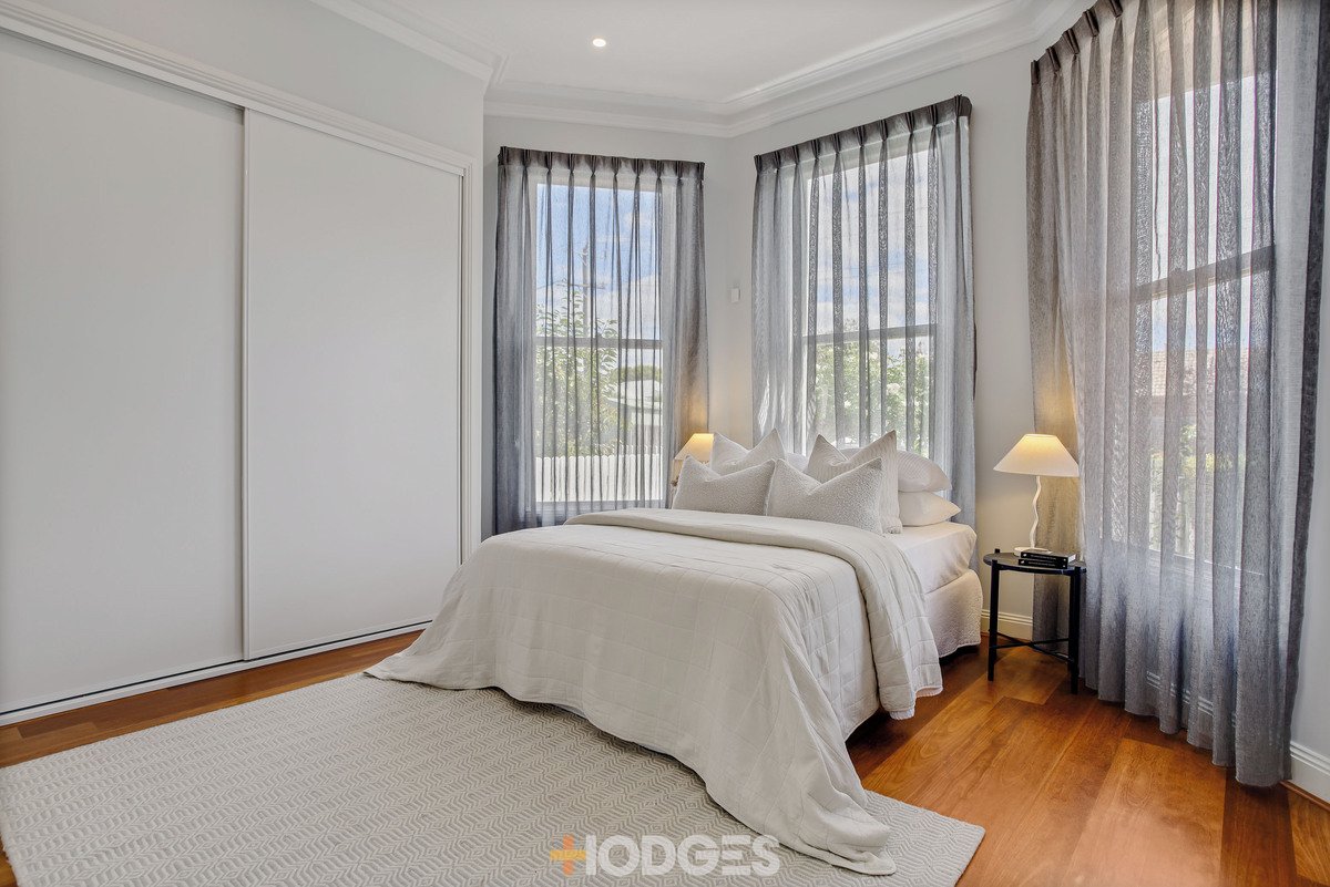 28 Effingham Road Newport - Residential for sale