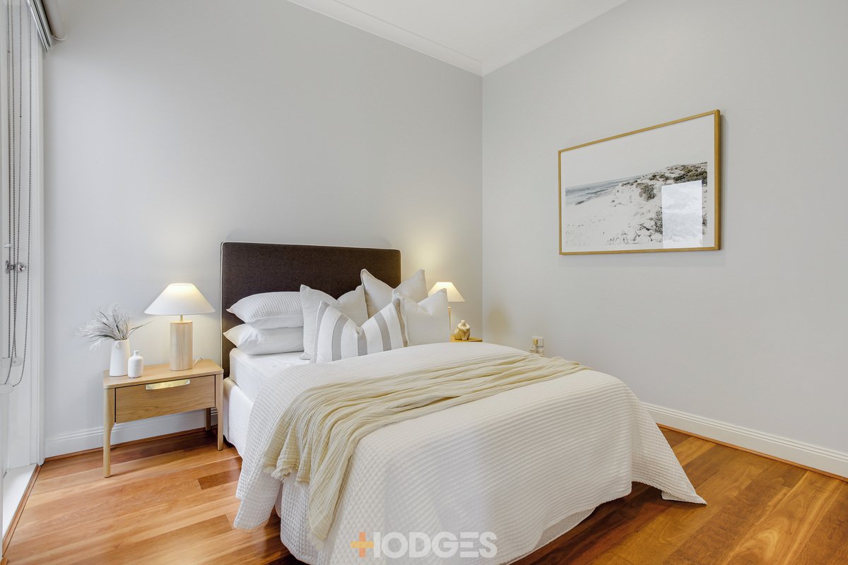 28 Effingham Road Newport - Residential for sale