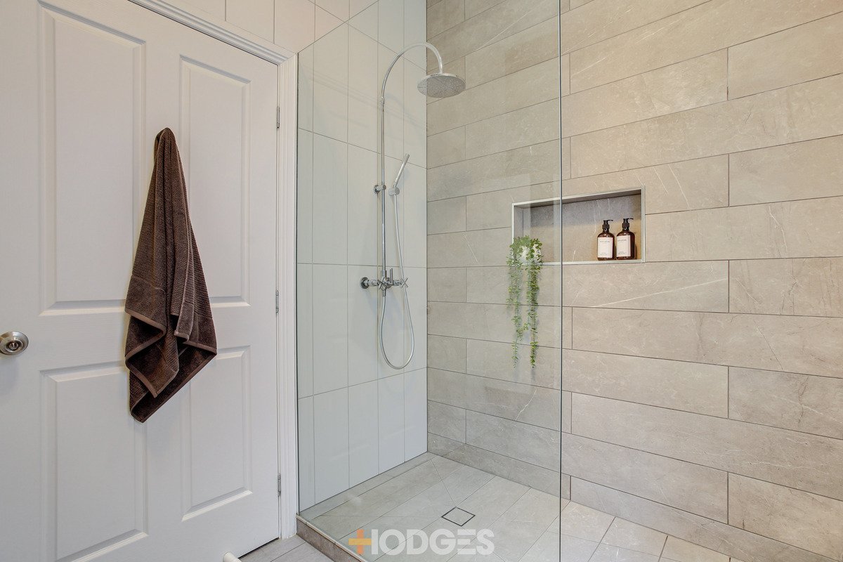 28 Effingham Road Newport - Residential for sale