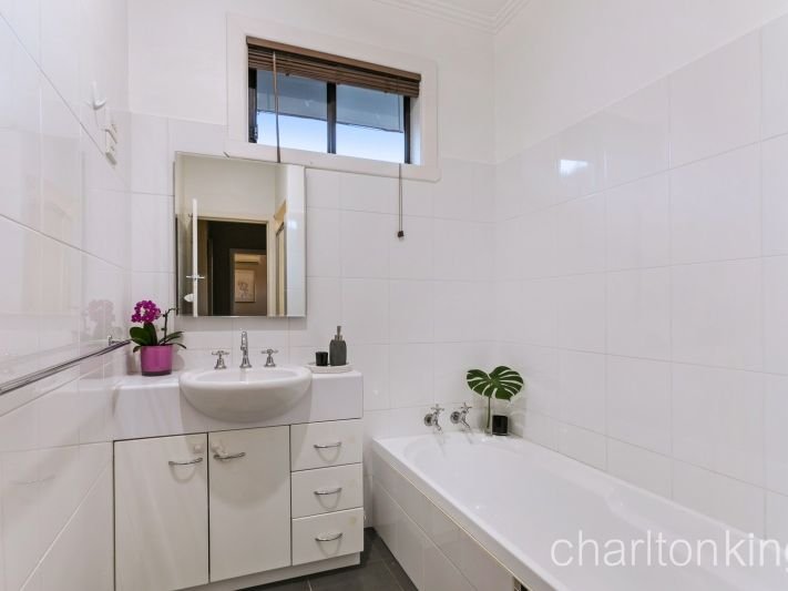 28 Grandview Grove MOORABBIN - Residential for sale