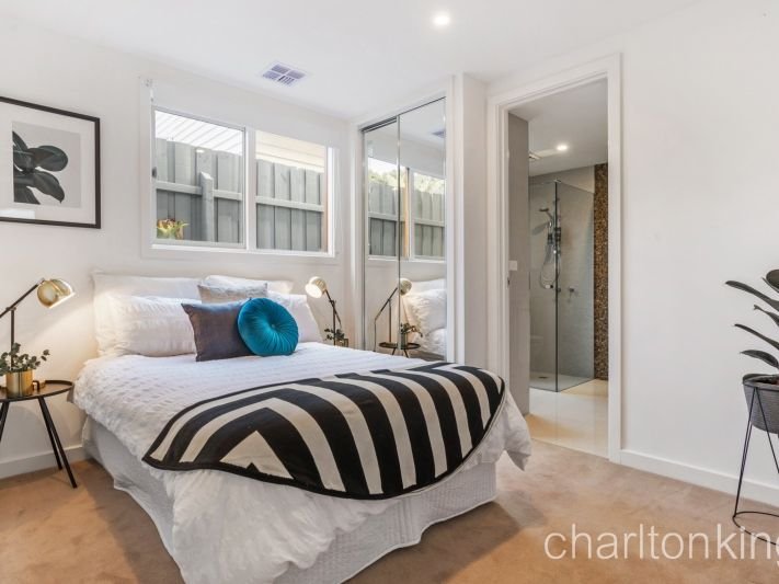 2 / 8 Grenville Street HAMPTON - Residential for sale