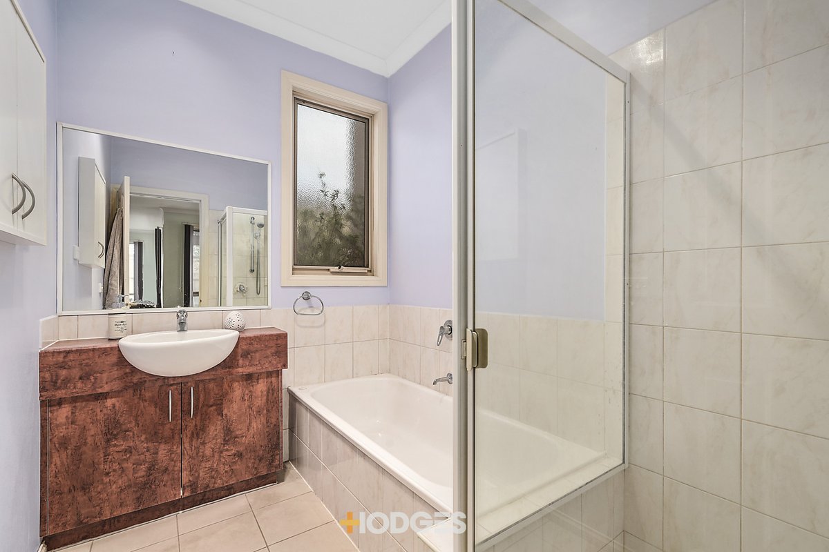 2/8 Hayden Road Clayton South - Residential for sale