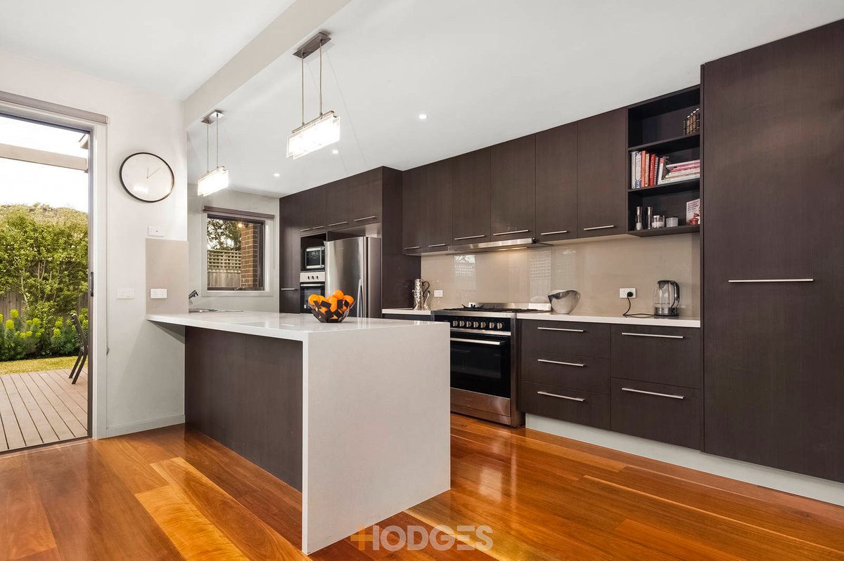 2 / 8 Kooringa Road Carnegie - Residential for sale