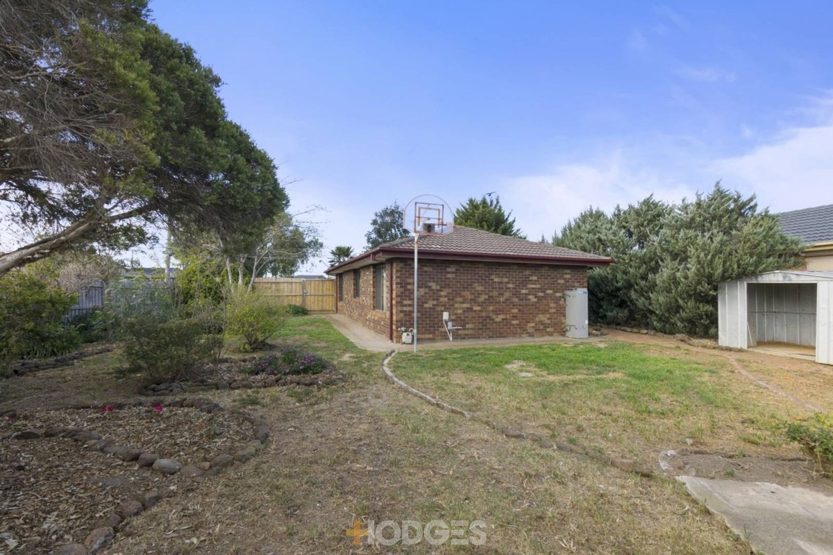 28 Queensbury Way Werribee - Residential for sale