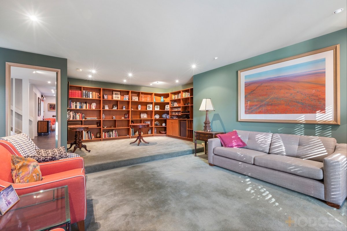 28 Surf Avenue Beaumaris - Residential for sale