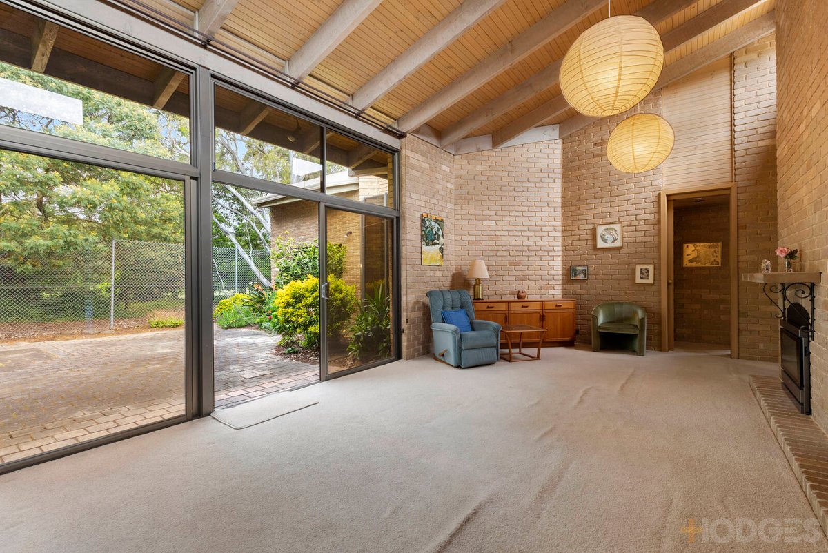 28 Vardon Avenue Beaumaris - Residential for sale