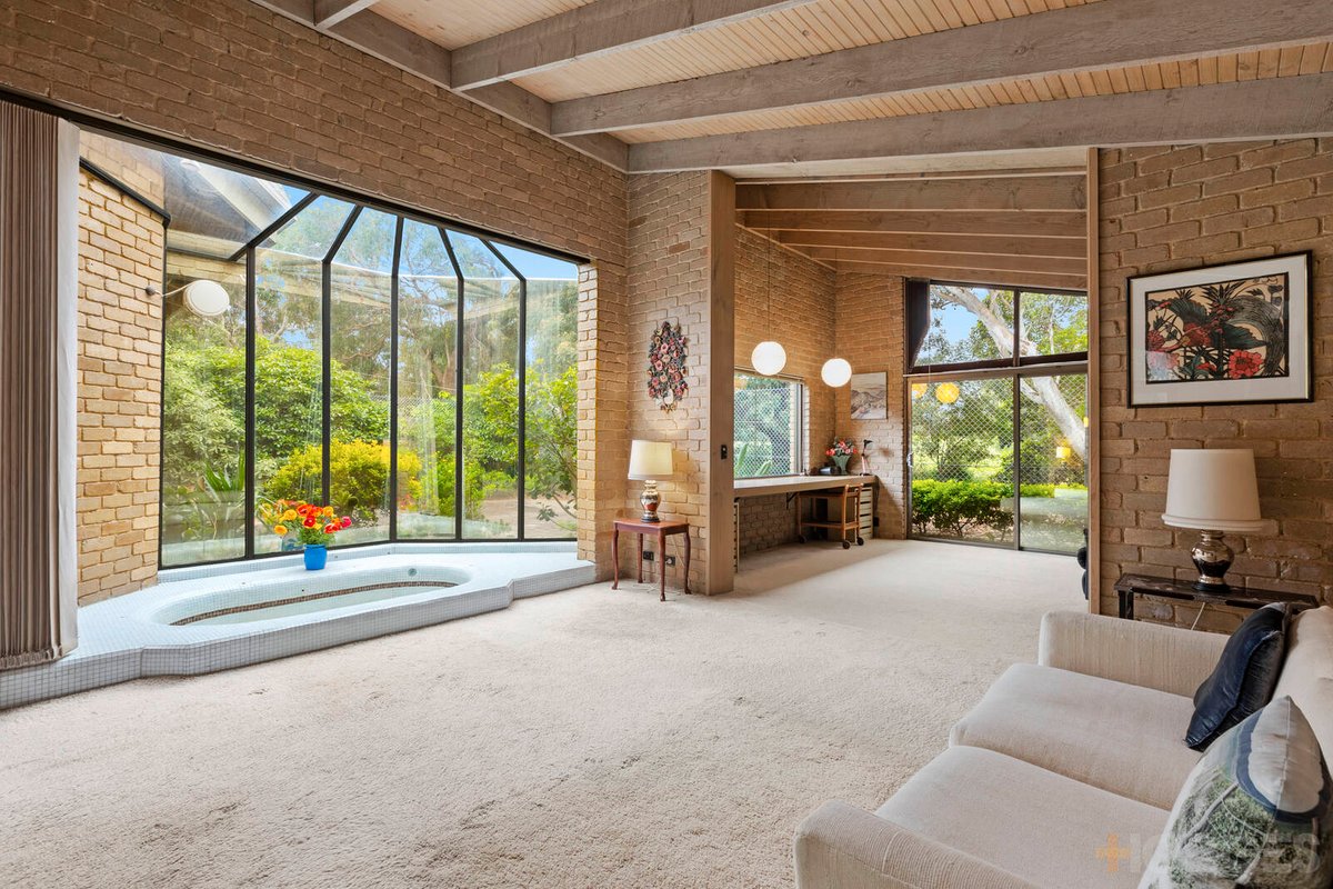 28 Vardon Avenue Beaumaris - Residential for sale