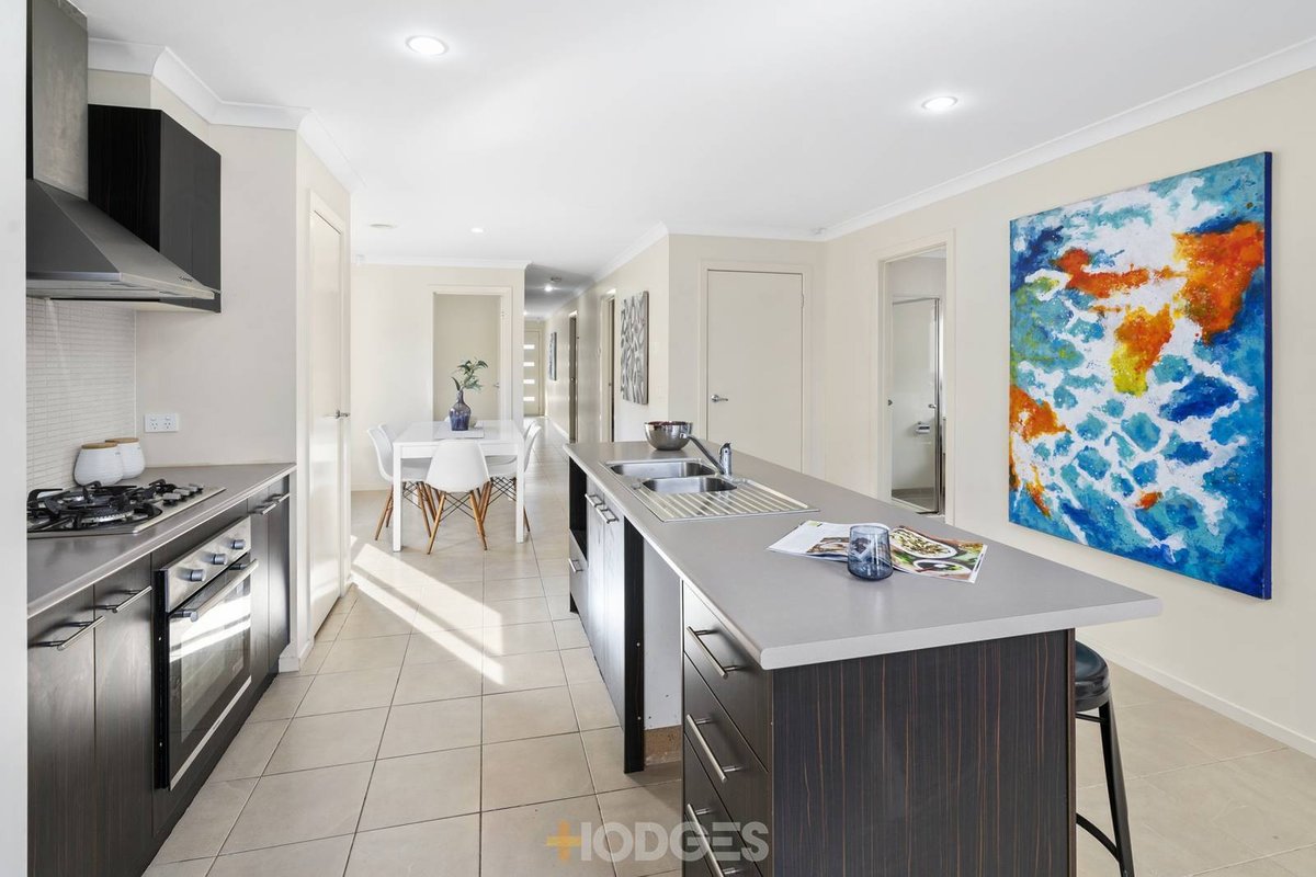 28 Wentworth Avenue Wyndham Vale - Residential for sale