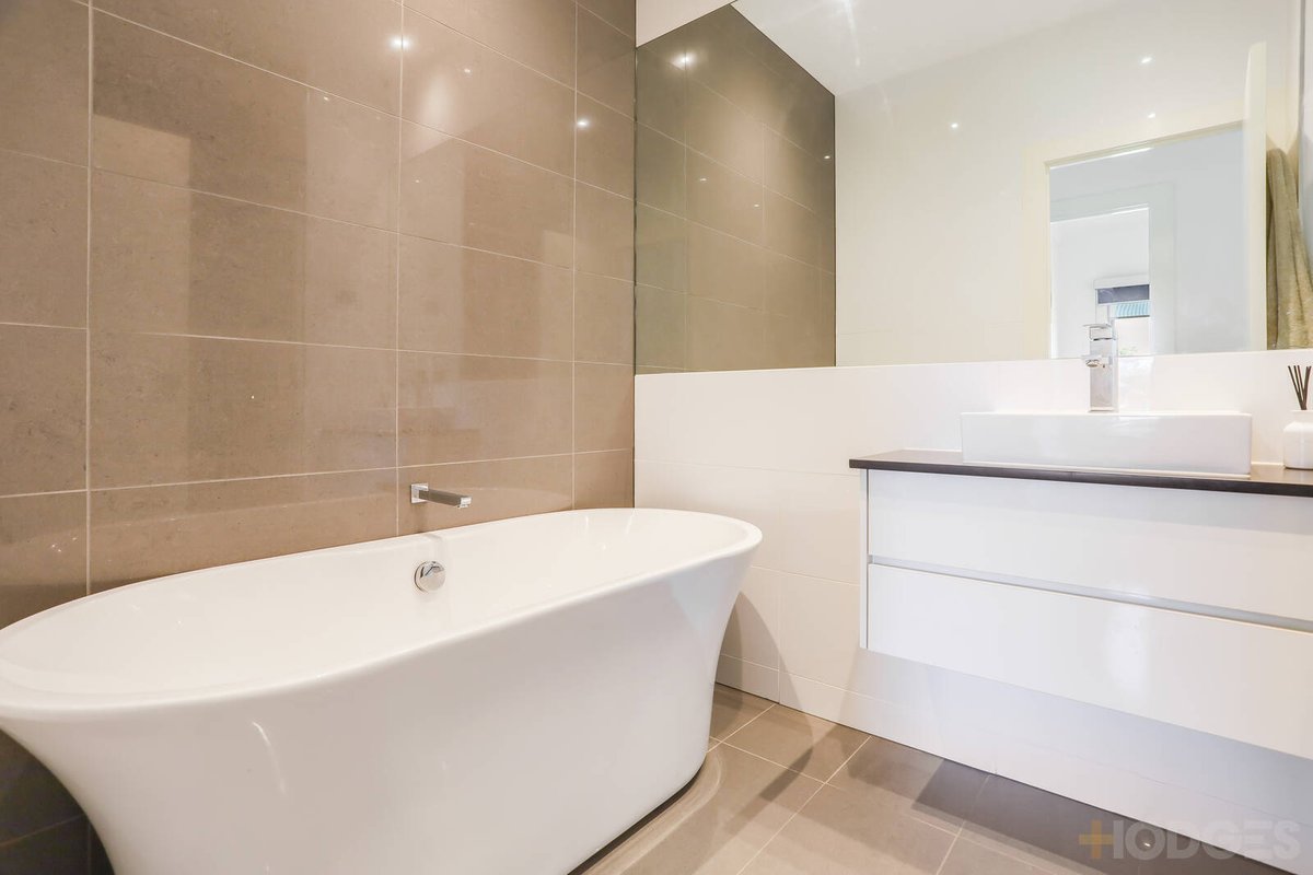 28 Yankos Drive Werribee - Residential for sale