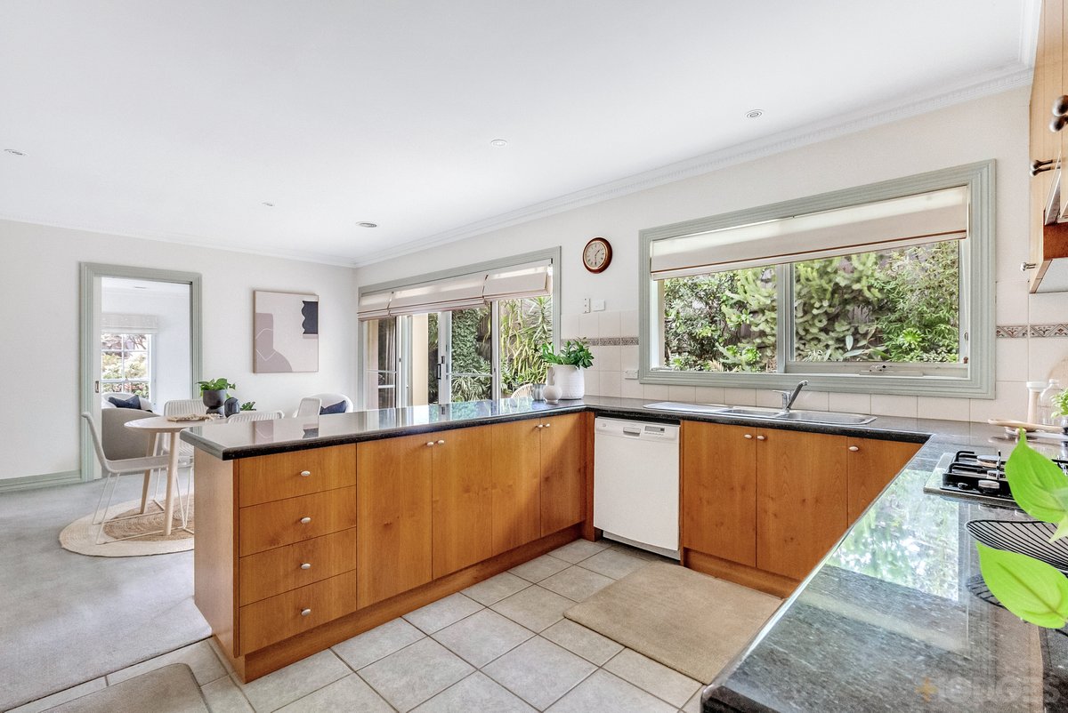 2 / 80 Oak Street Beaumaris - Residential for sale